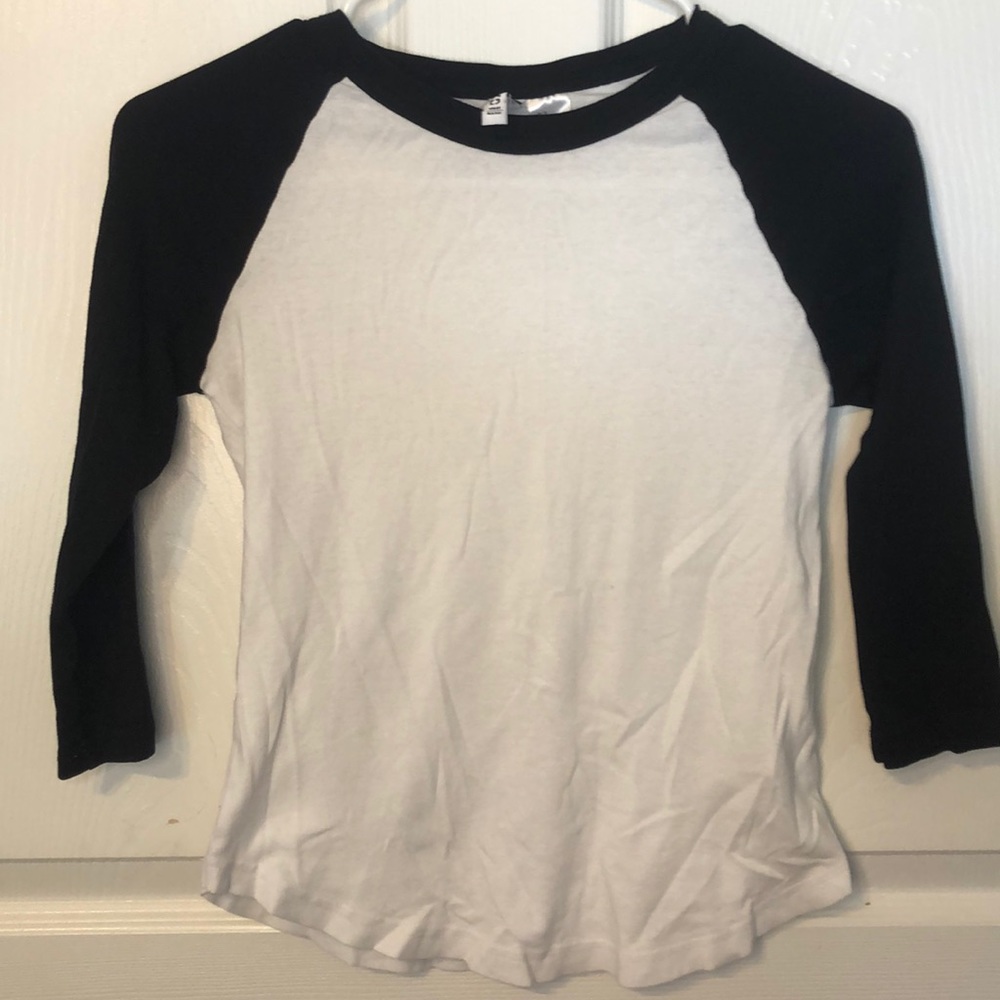 Divided Basic Black & White 3/4 Sleeve Tee